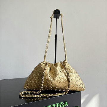 商品細詳を見る:ボッテガヴェネタ BOTTEGAVENETA 99-BOV844626RJS 2026年新作 ダストバッグ ノッテ ショルダーバッグ レディース