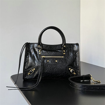 商品細詳を見る:バレンシアガ BALENCIAGA 99-BA797789JBK 2026年新作 LE CITY トートバッグ ハンドバッグ ショルダーバッグ レディース