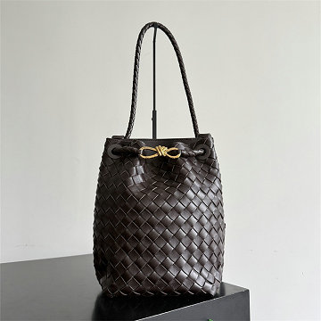 商品細詳を見る:ボッテガヴェネタ BOTTEGAVENETA 99-BOV855759SK  2026年新作 アンディアーモ スモール バケットバッグ トートバッグ ハンドバッグ
