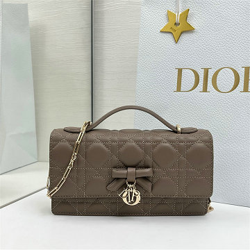 商品細詳を見る:クリスチャンディオール CHRISTIAN DIOR 2026年新作 My Dior リボン付き トートバッグ ショルダーバッグ