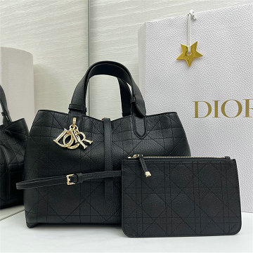 商品細詳を見る:クリスチャンディオール CHRISTIAN DIOR 99-CD2821NBK 2026年新作 トゥジュール ミディアム トートバッグ ハンドバッグ レディース