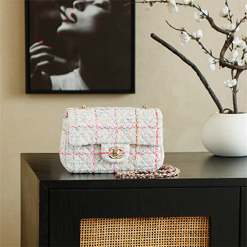 商品名称：シャネル CHANEL  99-CH1116MGBS 2026年新作 ミニ ハンドバッグ チェーンポーチ ショルダーバッグ レディース ツイード