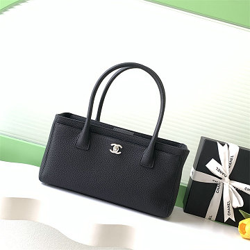 商品細詳を見る:シャネル CHANEL 99-CH2156YBK  2026年新作 トートバッグ ハンドバッグ レディース