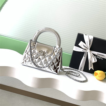 商品細詳を見る:シャネル CHANEL  99-CH4416QYS 2025/26年 クルーズ コレクション ショー ミニ ショッピング バッグ トートバッグ ショルダーバッグ