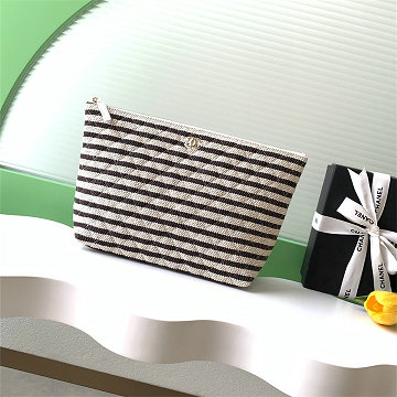 商品名称：シャネル CHANEL 99-CH4988BS 2025/26年 クルーズ コレクション ショー チェーン クラッチ ジップケース 手持ちかばん クラッチバッグ