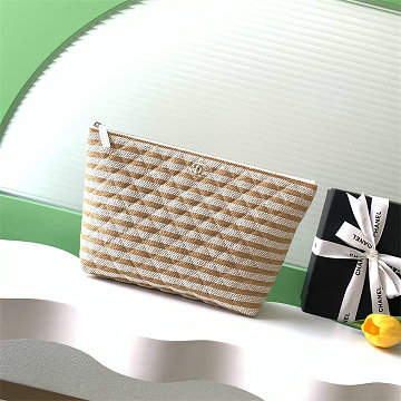 商品細詳を見る:シャネル CHANEL 99-CH4988XB  2025/26年 クルーズ コレクション ショー チェーン クラッチ ジップケース 手持ちかばん クラッチバッグ レディース