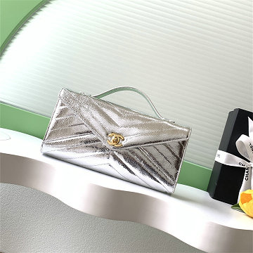 商品細詳を見る:シャネル CHANEL99-CH6044YS  2025/26年 クルーズ コレクション ショー トップハンドル フラップバッグ ショルダーバッグ レディース