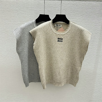 商品名称：ミュウミュウ MIUMIU 2026年新作 ショートスリーブ ウール セーター クルーネック レディース