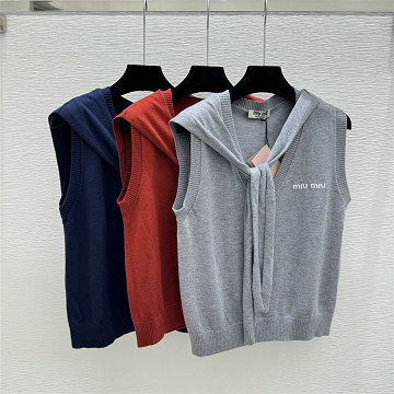 商品名称：ミュウミュウ MIUMIU 2026年新作 ノースリーブ ウール セーター クルーネック レディース