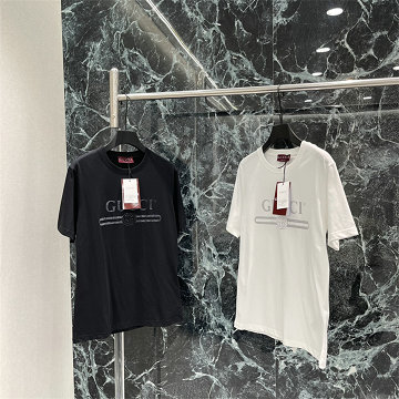 商品名称：グッチ GUCCI 2026年新作 プリント コットンジャージー シルク Tシャツ 半袖 男女兼用
