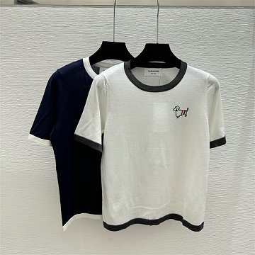 商品細詳を見る:トム ブラウン Thom Browne 2026年新作 ショートスリーブ ウール セーター クルーネック 半袖 レディース