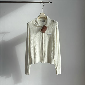 商品細詳を見る:ミュウミュウ MIUMIU 2026年新作 カーディガン ロングスリーブ ニットコート セーター 長袖 ポロネック カジュアル レディース