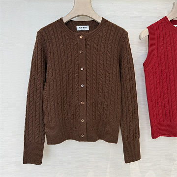 商品名称：ミュウミュウ MIUMIU 2026年新作 カーディガン ロングスリーブ ニットコート セーター 長袖 ポロネック カジュアル レディース