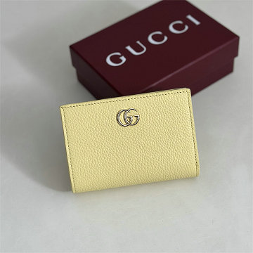 商品細詳を見る:グッチ GUCCI 99-GG772738PQY 2026年新作 GGマーモント 二つ折り短財布 ショートウォレット カーフレザー