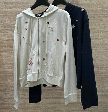 商品細詳を見る:シャネル CHANELXG-WTCH26051  2026年新作 スポーツコート フーディー ジャケット ロングスリーブ トップスコート レディース