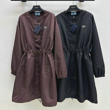 商品名称：プラダ PRADA XG-WTPD26003 2026年新作 ロングコート ドローストリング ロングスリーブ アウターコート