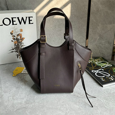 商品細詳を見る:ロエベ LOEWE 99-LE0215JH 2026年新作 ハンモック フリップ ハンドバッグ 2way ショルダーバッグ レディース レザー