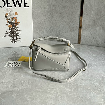 商品細詳を見る:ロエベ LOEWE 99-LE0338HS 2026年新作 ミニ パズル ハンドバッグ 2way ショルダーバッグ レディース レザー