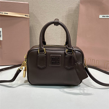 商品名称：ミュウミュウ MIUMIU 99-MM5BB123PSK 2026年新作 アルカディ トートバッグ スモール ハンドバッグ 2way ショルダーバッグ