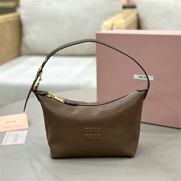 商品名称：ミュウミュウ MIUMIU 99-MM5NE841YZS 2026年新作 ポーチ ミニ ホーボーバッグ トートバッグ ハンドバッグ レディース