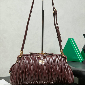 商品細詳を見る:ミュウミュウ MIUMIU 99-MM5BF130JH 2026年新作 クラッチバッグ トートバッグ ショルダーバッグ レディース