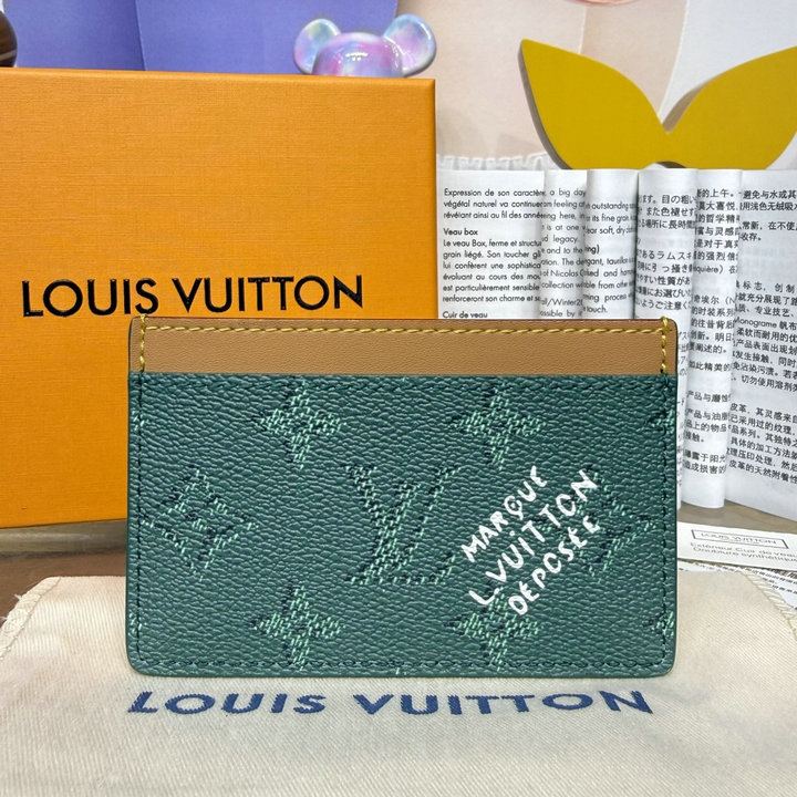 商品細詳を見る:ルイヴィトン LOUISVUITTON 2026年新作 M27140 カードケース ポルト カルト サーンプル コーティッド キャンバス