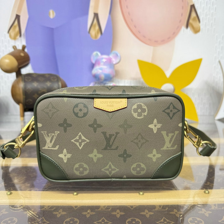 商品名称：ルイヴィトン LOUISVUITTON 2026年新作 M26937 トロカデロ ウェアラブル ウォレット ショルダーバッグ モノグラム サープラス キャンバス