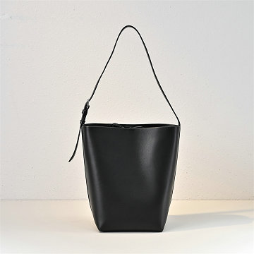 商品名称：ザ ロウ THE ROW 025-TR4913PBK 2026年新作 ホーボーバッグ トートバッグ バケットバッグ ショルダーバッグ レディース