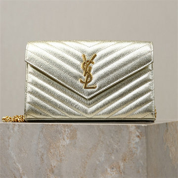 商品細詳を見る:イヴサンローラン Saint laurent YSL 025-YSL377828GJJ 2026年新作チェーンウォレット フラップバッグ ショルダーバッグ レディース