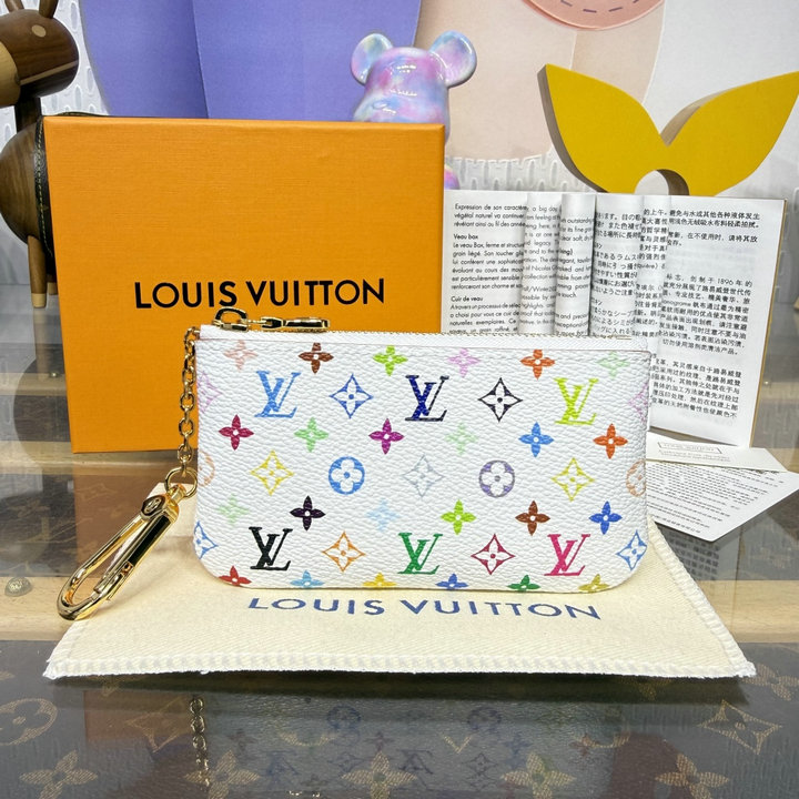 商品細詳を見る:ルイヴィトン LOUISVUITTON 2026年新作 M28388 LV x TM カードキーケース ポシェット クレ ジッピーウォレット 小銭入れ モノグラム マルチカラー キャンバス