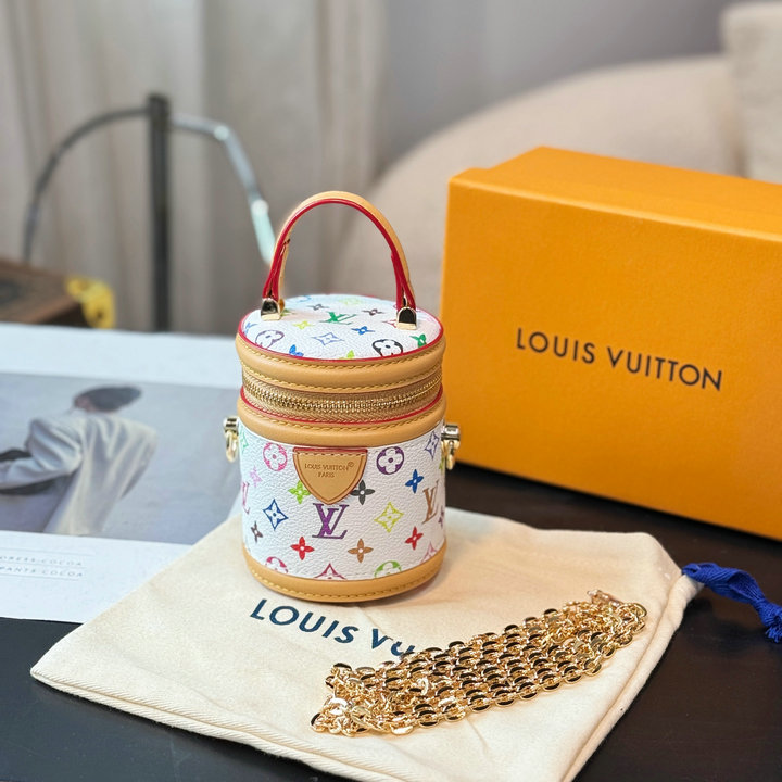 商品細詳を見る:ルイヴィトン LOUISVUITTON 2026年新作 LV x TM マイクロ カンヌ チェーンポーチ モノグラム マルチカラー キャンバス