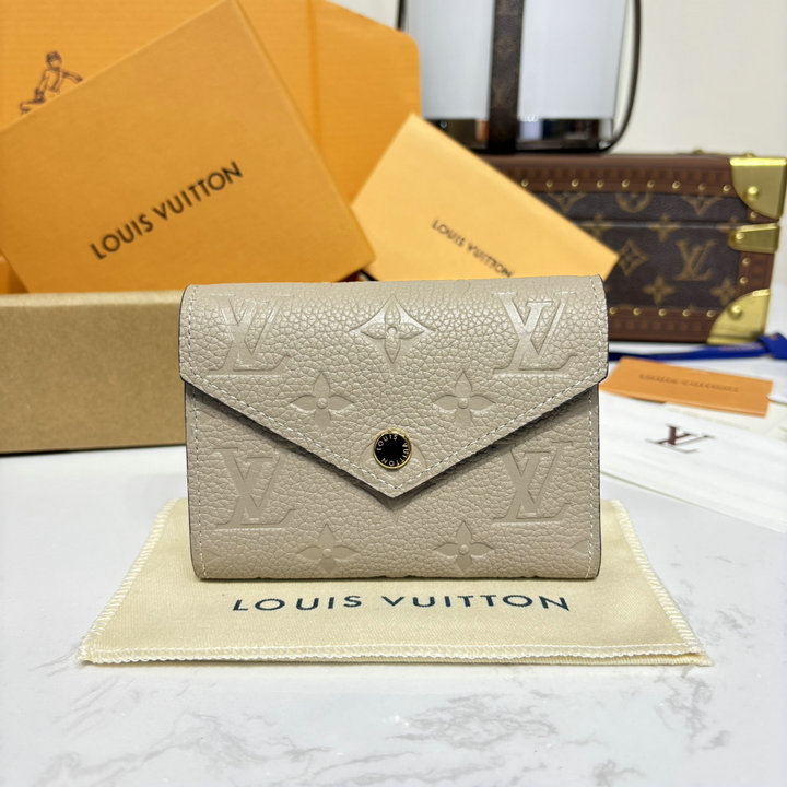 商品名称：ルイヴィトン LOUISVUITTON 2026年新作 ポルトフォイユ ヴィクトリーヌ 三つ折り短財布 小銭入れ付き モノグラムアンプラント
