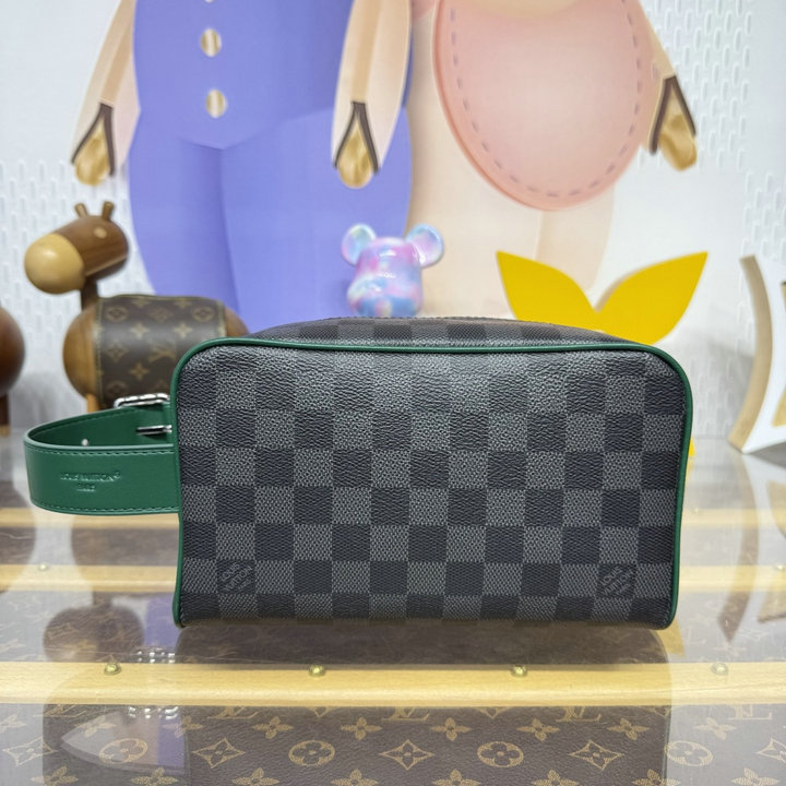 商品名称：ルイヴィトン LOUISVUITTON 2026年新作 N40852 ドップ キット 手持ちかばん 洗面具収納 ポーチ 旅行かばん