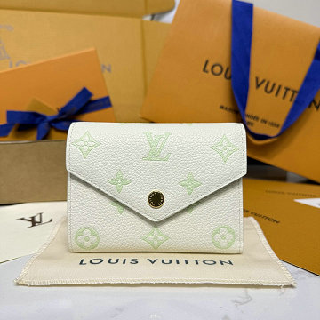 商品名称：ルイヴィトン LOUISVUITTON 2026年新作 M28249 ポルトフォイユ ヴィクトリーヌ 三つ折り短財布 ショートウォレット カウハイドレザー