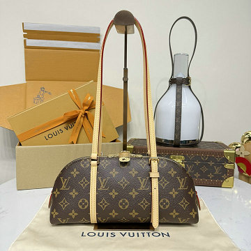 ルイヴィトン LOUISVUITTON 2026年新作 M28953 スクワイア EW トートバッグ ハンドバッグ ショルダーバッグ レディース モノグラム キャンバス
