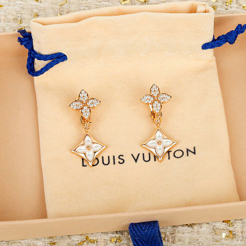 商品細詳を見る:ルイヴィトン LOUISVUITTON 2026年新作 ピアス ドゥーブル スター ブロッサム ジュエリー アクセサリー