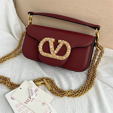 商品細詳を見る:ヴァレンティノ Valentino 99-VT22105JH 2026年新作 ロゴ スモール ショルダーバッグ チェーンポーチ レディース