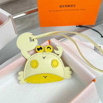 商品細詳を見る:エルメス HERMES 063-H0289QG 2026年新作 バッグチャーム キーホルダー キーリング キーケース