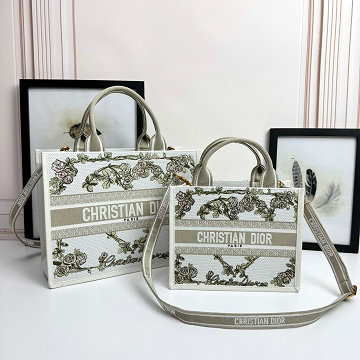 商品細詳を見る:クリスチャンディオール CHRISTIAN DIOR 025-CD1265PPTB 2026年新作 Book Tote ブック トートバッグ ハンドバッグ ショルダーバッグ