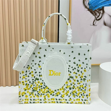 商品名称：クリスチャンディオール CHRISTIAN DIOR 99-CD1287YCBY 2026年新作 Book Tote ブック トートバッグ ハンドバッグ ショルダーバッグ