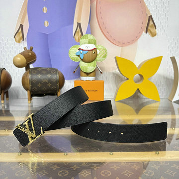 商品細詳を見る:ルイヴィトン LOUISVUITTON 2026年新作 M0333Q ベルト LV ダミエ 40MM リバーシブル 幅40mm メンズ