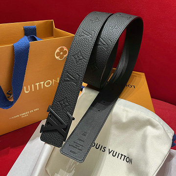 商品名称：ルイヴィトン LOUISVUITTON 2026年新作 M4487W ベルト LV イニシャル 40MM リバーシブル メンズ