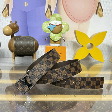 商品細詳を見る:ルイヴィトン LOUISVUITTON 2026年新作 M0212 ベルト リバーシブル 幅40mm メンズ