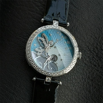 商品名称：ヴァン クリーフ アーペル Van Cleef Arpels 99-VAT26003  2026年新作 レディース 腕時計 カップル ウォッチ 時計 クォーツ