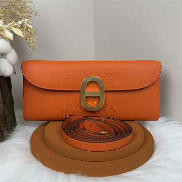 商品細詳を見る:エルメス HERMES  063-H0840JCS 2026年新作 ウォレットバッグ ロング マイヨン トゥー ゴー ショルダーバッグ クラッチバッグ hass革