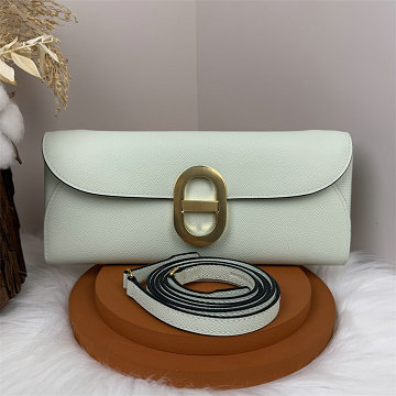 商品名称：エルメス HERMES 063-H0840JQG 2026年新作 ウォレットバッグ ロング マイヨン トゥー ゴー ショルダーバッグ クラッチバッグ hass革