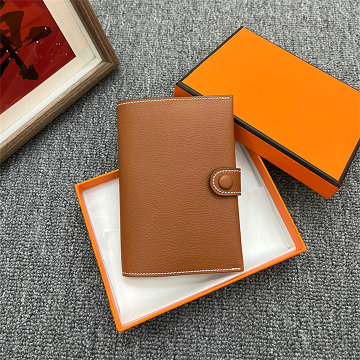 商品名称：エルメス HERMES 063-H0843PQZS 2026年新作 R.M.S 名刺入れ パスポートケース ヴォー エヴァーカラー