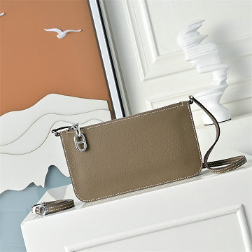 商品名称：エルメス HERMES 063-H0868EVYDH 2026年新作 ポーチ ジップアンゴー トゥー ゴー シェーヌ ダンクル ショルダーバッグ