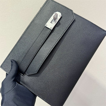 商品名称：エルメス HERMES 063-H0869BK 2026年新作 ポーチ アカデミ クラッチバッグ 手持ちかばん メンズ ヴォー エプソン