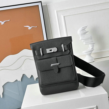 商品細詳を見る:エルメス HERMES 063-H1826BK 2026年新作 HAC A DOS チェストバッグ ベルトバッグ ショルダーバッグ メンズ